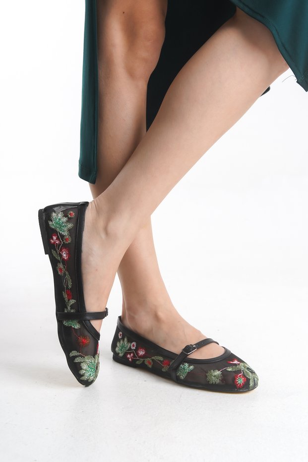 Women's Special Design Tulle Embroidered Flower Embroidered Ballerina Shoes
