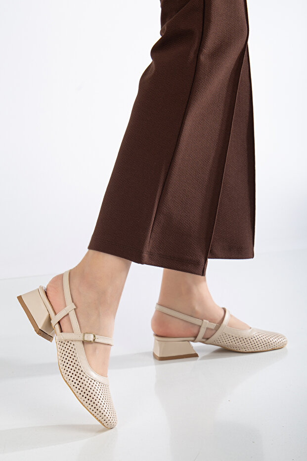 Espeda Skin Low Heel Shoes 802