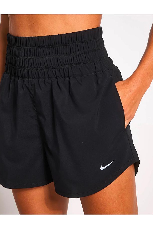 One Dri-Fit Ultra High-Waisted 8cm (approx.) Brief-Lined Multidirectional Siyah Kadın Şort - 6