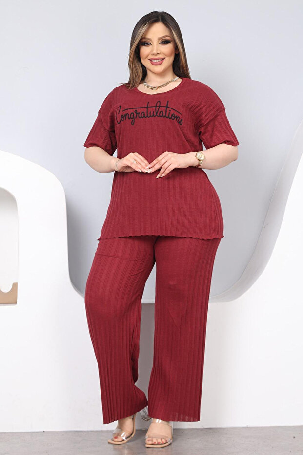 طقم بيجامة مقاس كبير - 1