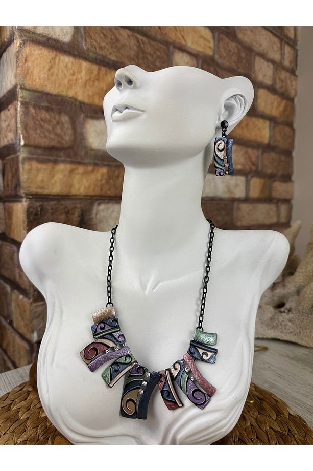 İşlemeli mineli kolye ve küpe takım - 1