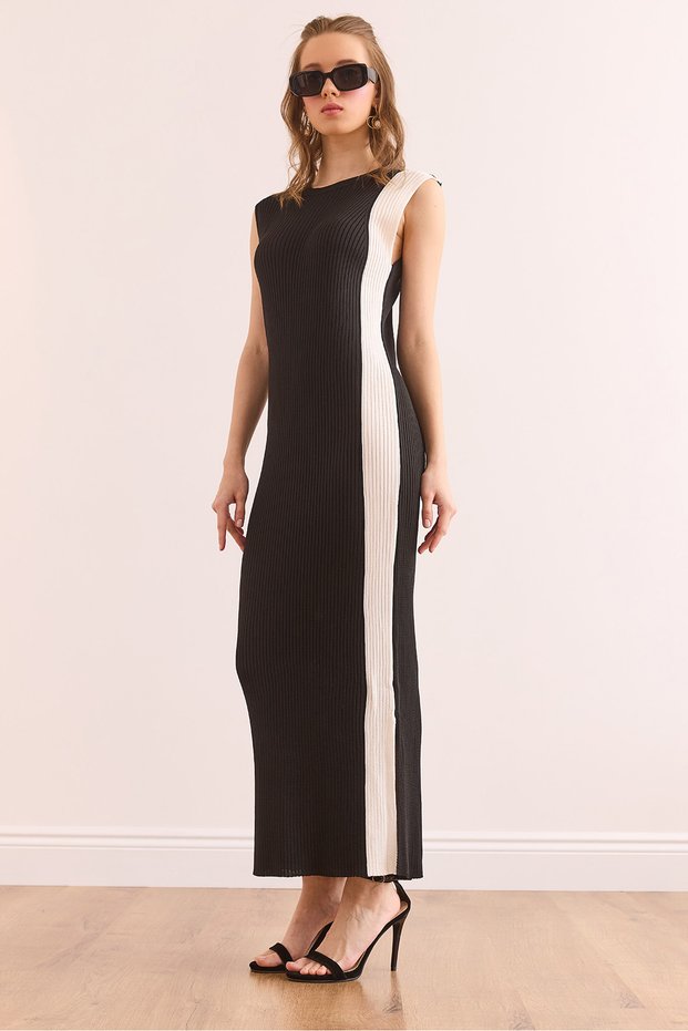Women's Black Slit Color Detailed Maxi Knitwear Dress Elb- 19002359