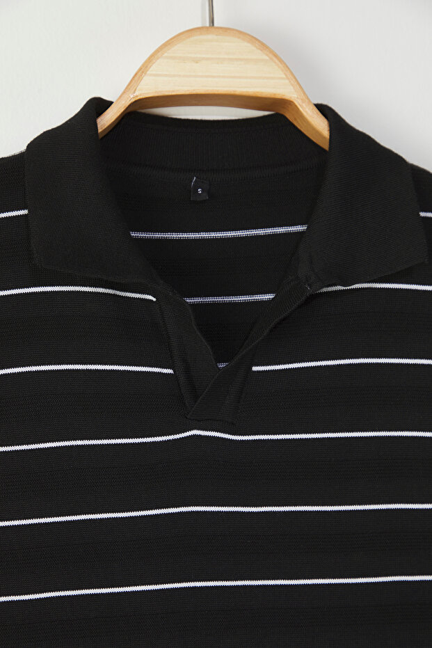 Siyah Regular/Normal Kesim Dokulu Çizgili Polo Yaka T-shirt TMNSS25PO00044 - 4