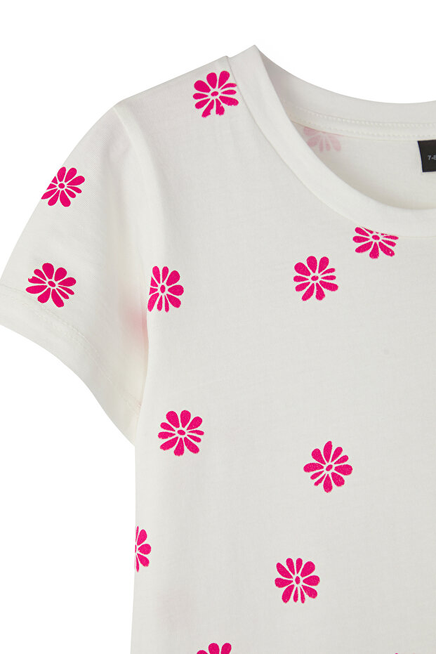 Fuşya-Ekru 2'li Kız Çocuk %100 Pamuk Çiçekli Kısa Kol Örme T-Shirt TKDSS25TS00092 - 2
