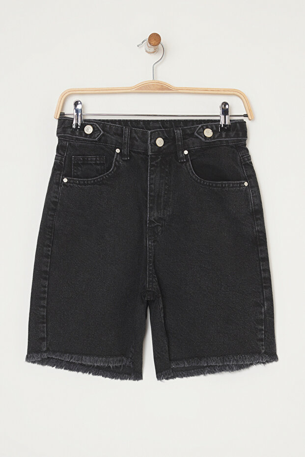 Siyah Düğme Detaylı Yüksek Bel City Boy Denim Şort TWOSS25SR00204 - 5