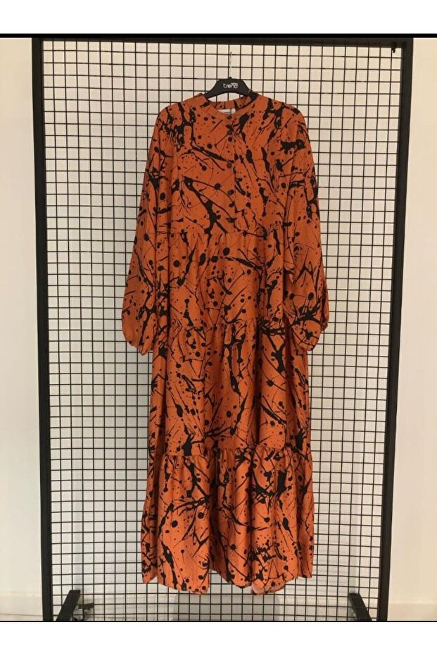 فستان منقوش بياقة بأزرار - 1