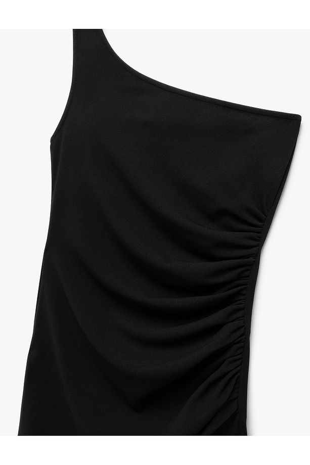 Drape Detaylı Krep Scuba Kumaş Tek Omuz Mini Elbise - 5