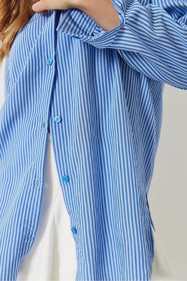 Kadın Tek Cepli Yanları Yırtmaçlı Çizgili Poplin Gömlek 2557 60283069 - 7