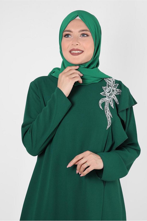 OMZU TAŞ VE BONCUK İŞLEMELİ KREP ELBİSE 20394 - 2
