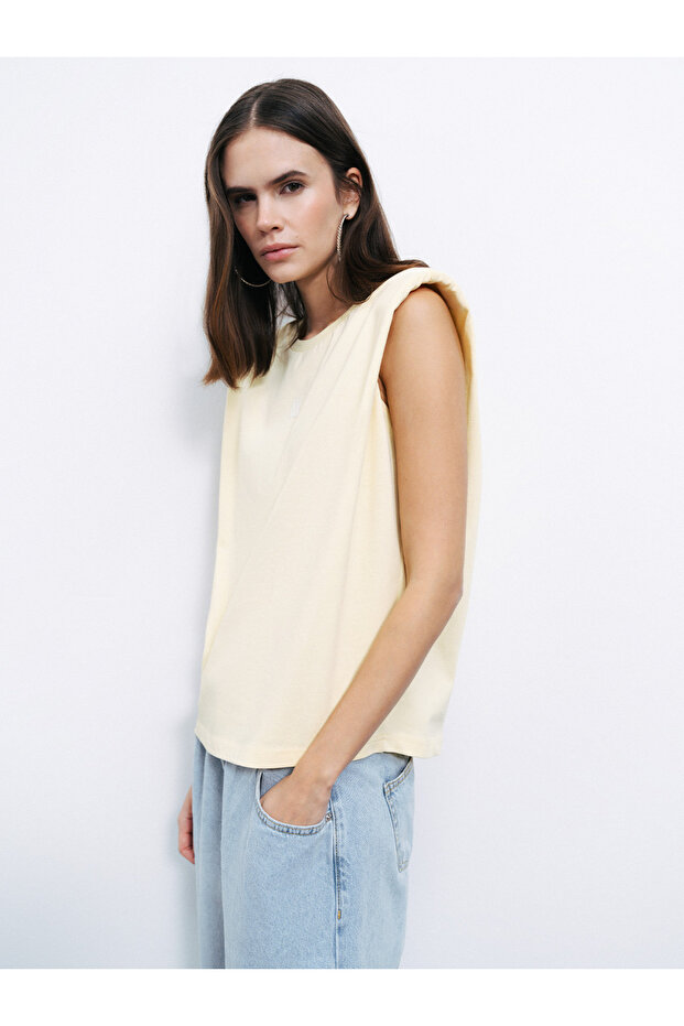 Vatkalı Basic Tişört - 1