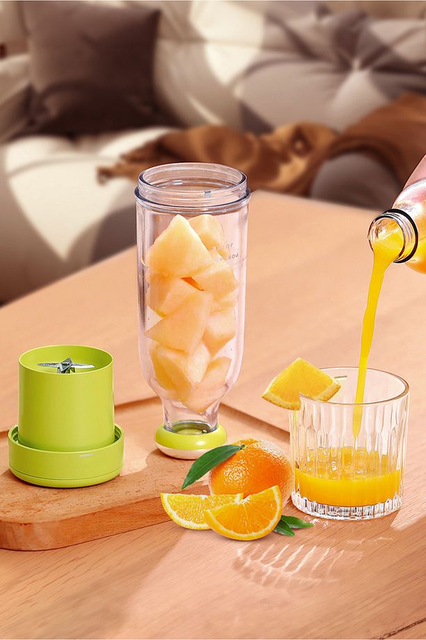Smoothie Blender Taşınabilir Şarjlı Kişisel Mini Meyve Karıştırıcı 300 ml - 3