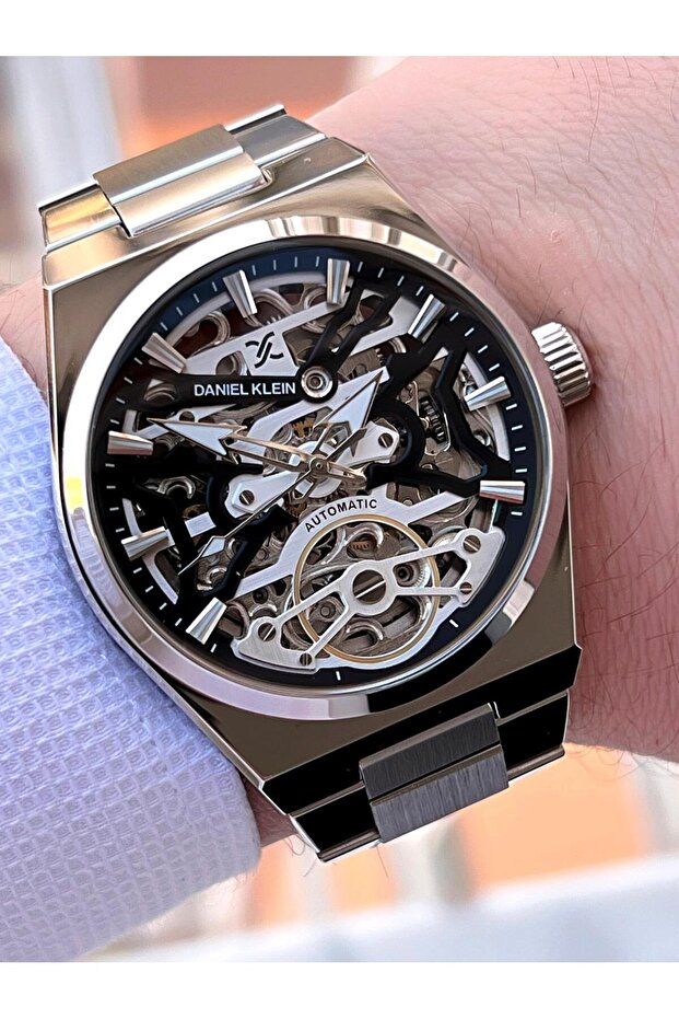 30 Mt Water Resistant Men's Wrist Watch with Automatic and Manual Winding Fdk.13857.F2