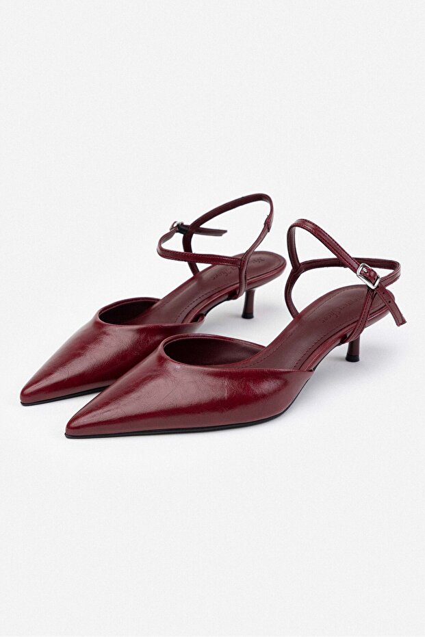 Dámské boty na podpatku Agatha Burgundy s vrásčitým matným špičkem a páskem kolem kotníku - 6