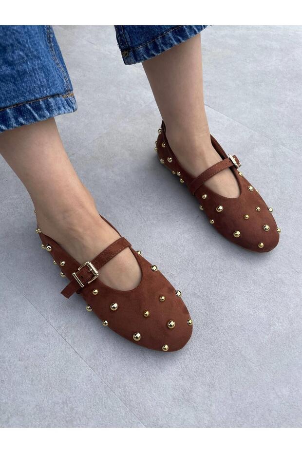 Tan Suede Shoes with Aura Bead Detail