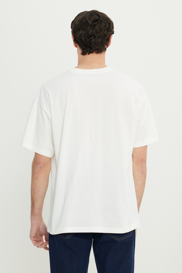 Erkek Ekru %100 Pamuk Oversize Fit Rahat Kesim Bisiklet Yaka Baskılı Tişört - 6