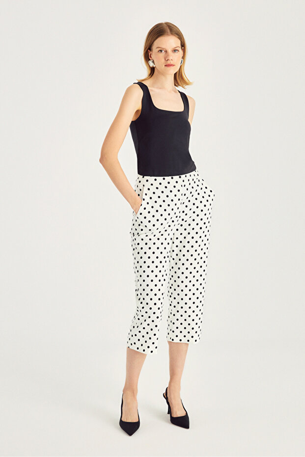 Score Pattern Capri Length Pants - 2