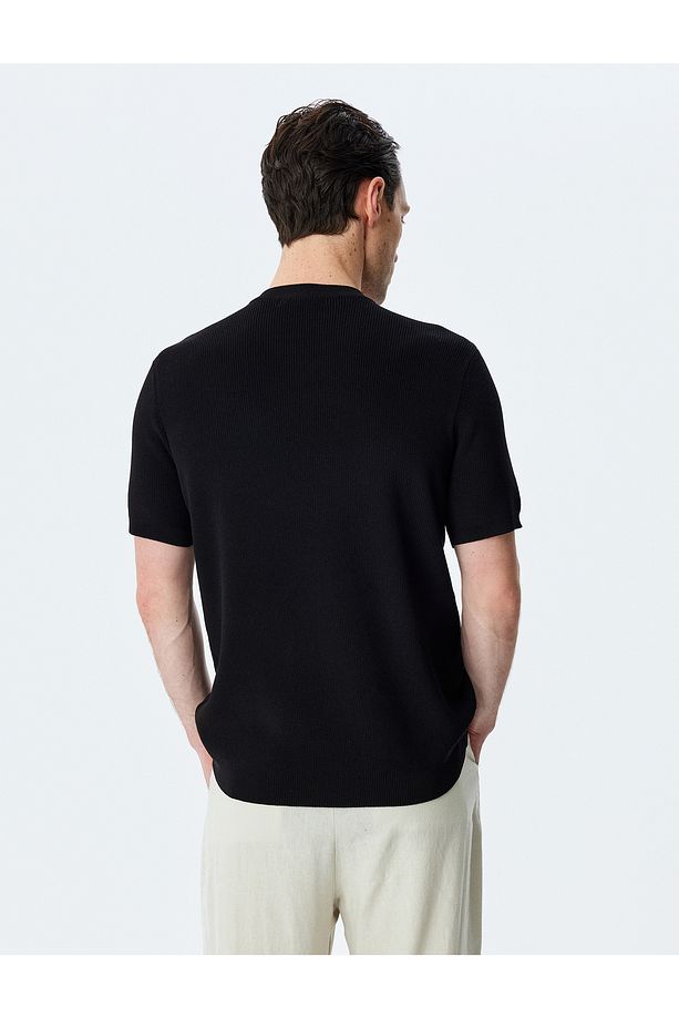 Bisiklet Yaka Regular Fit Viskon Karışımlı Kısa Kollu Triko Tişört - 4