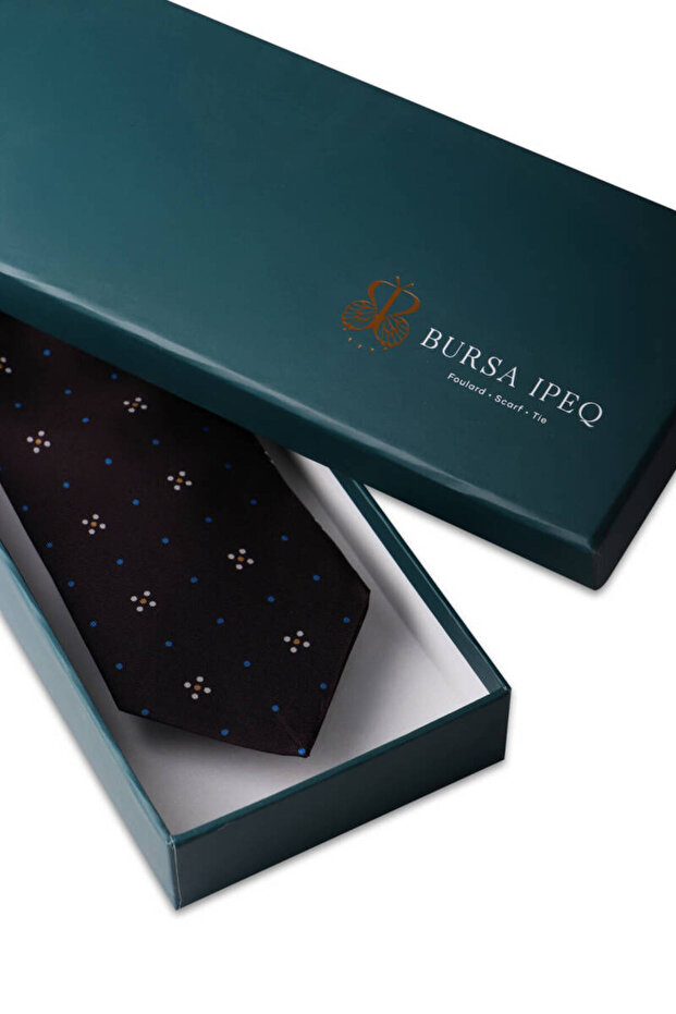 ربطة عنق حريرية بنية منقوشة - 3