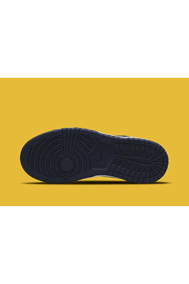 Dunk Low  (GS) Sneaker - 7