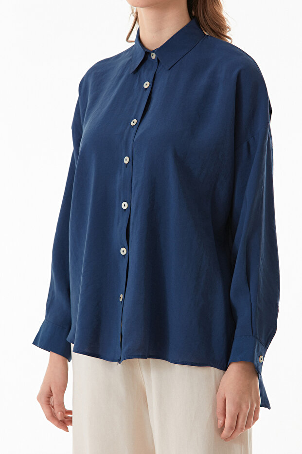 Basic Oversize Arkası Uzun Düğmeli Gömlek - 7