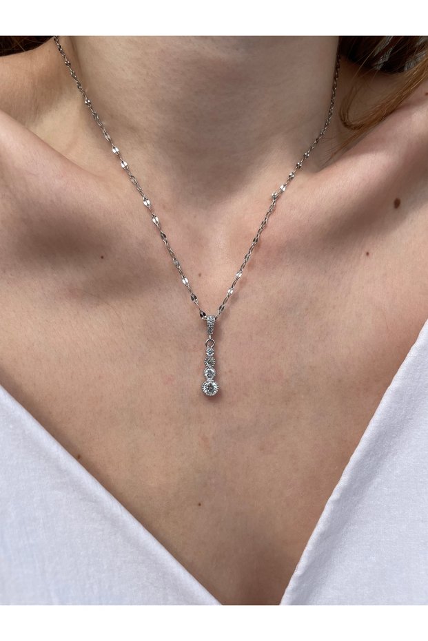 Sıralı Taş Detay Silver Çelik Kolye