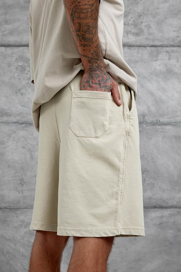 Krem Yıkamalı Oversize Şort - 4