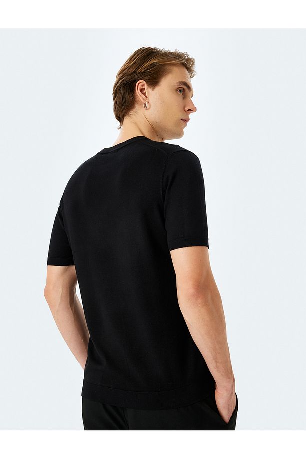 Regular Fit Bisiklet Yaka Viskon Basic Kısa Kollu Triko Tişört - 4