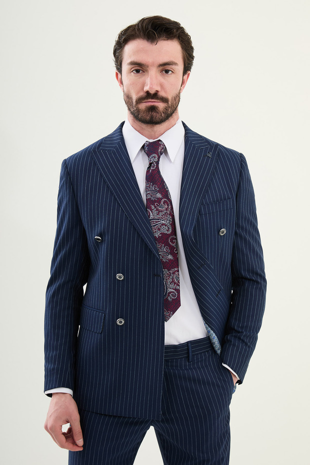 Suit Collared Swallow Set - 4