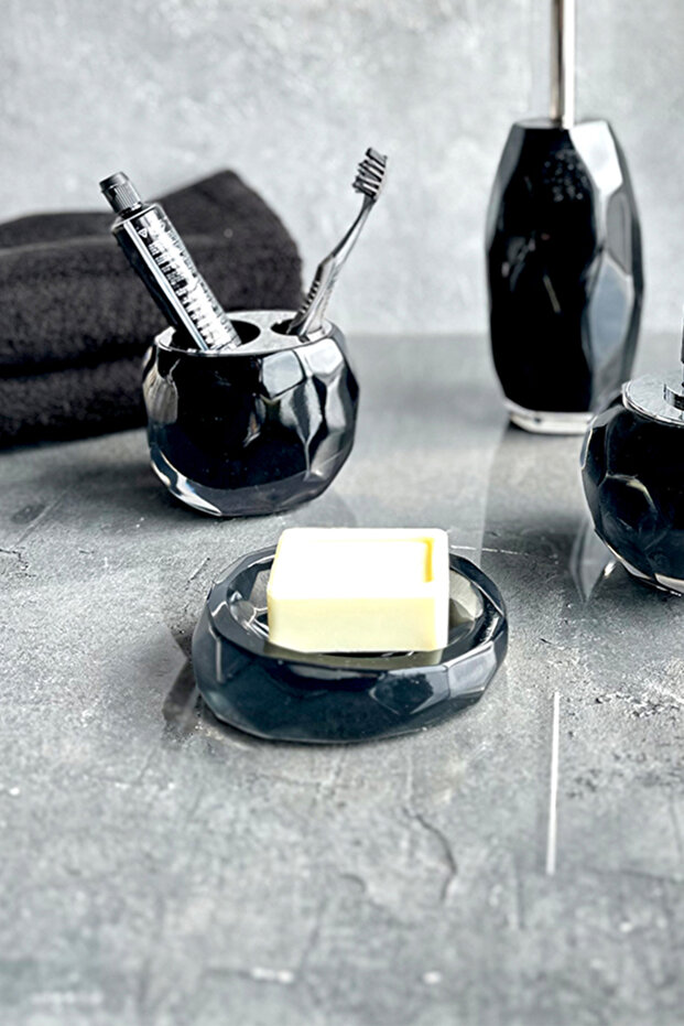 Joseph Sabunluk Siyah - 1