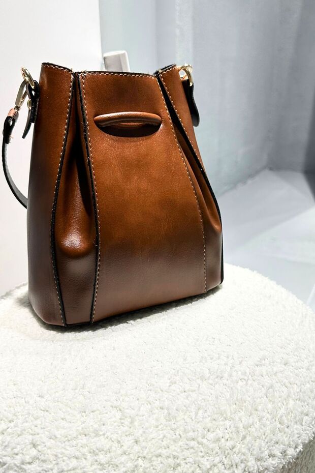 حقيبة يد وكتف موديل الرباط - 4