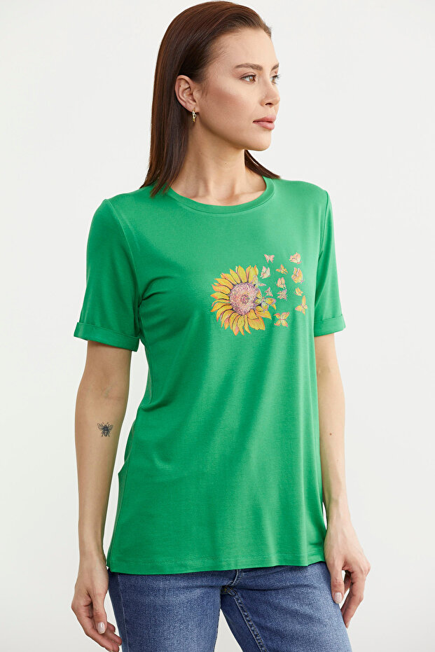 تي شيرت قطني أساسي مطبوع باللون الأخضر - 4