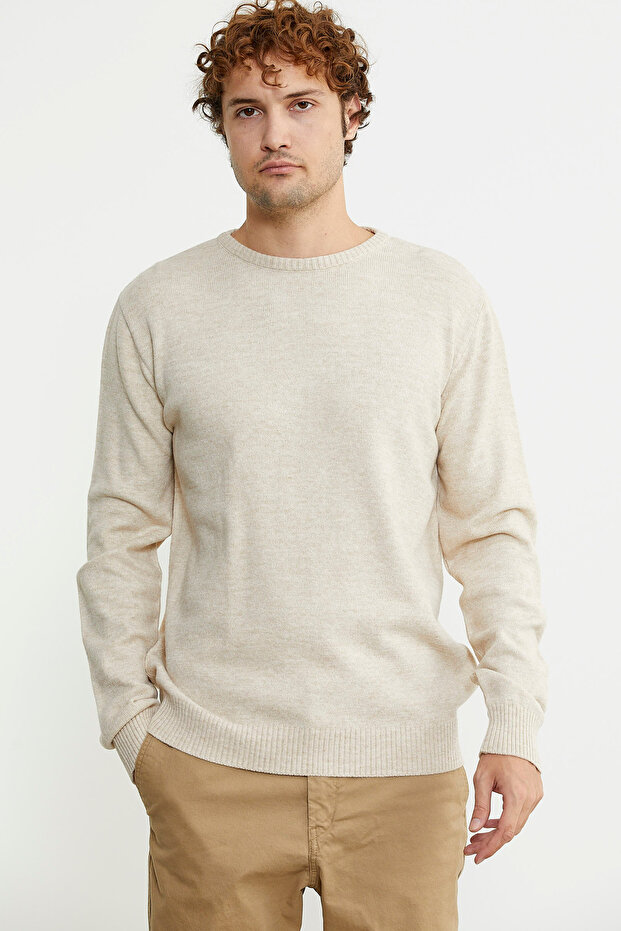 سترة تريكو أساسية برقبة دائرية بلون الحجر - 1