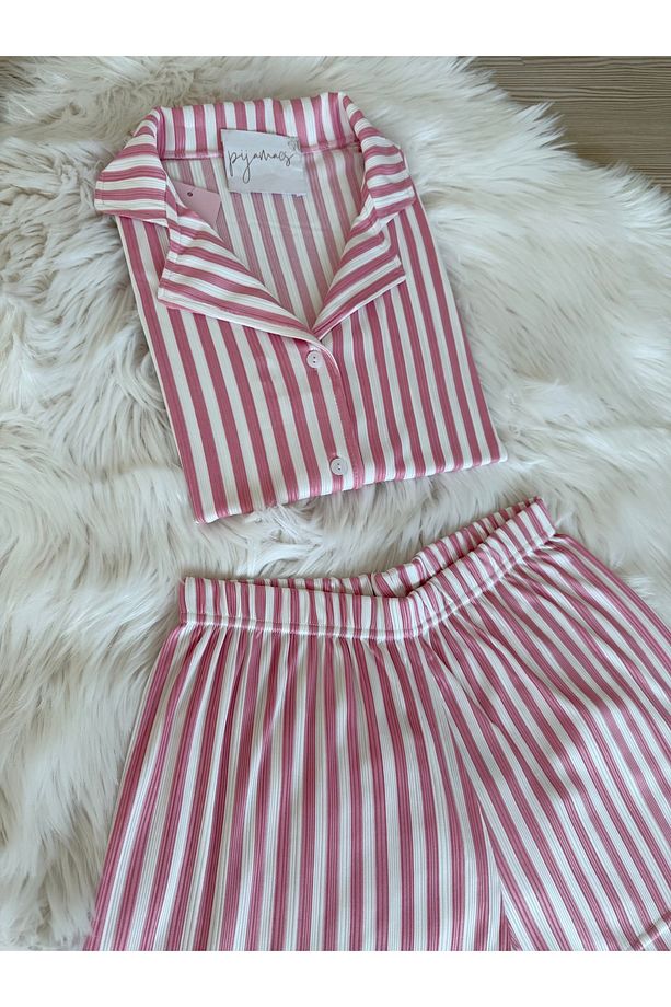 Pembe Çizgili Desenli Pegasus Şortlu Pijama Takımı - 3