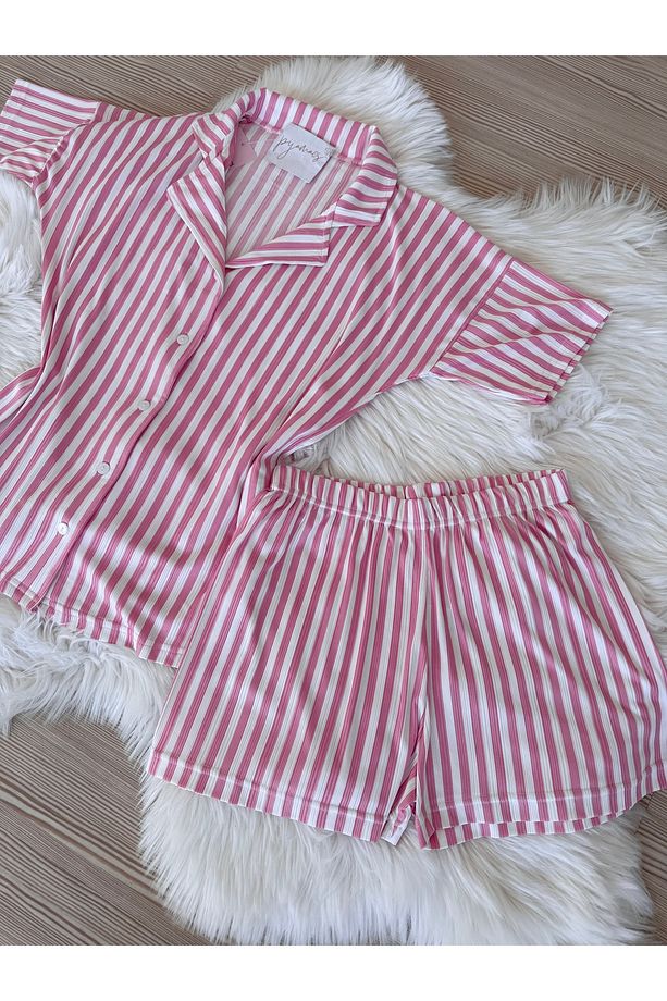 Pembe Çizgili Desenli Pegasus Şortlu Pijama Takımı - 8