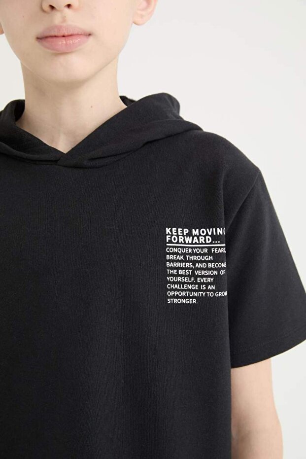 Chlapecká souprava 2 kusů Tričko s kapucí a potiskem s krátkým rukávem Elastické šortky v pase E2850A825SM - 6