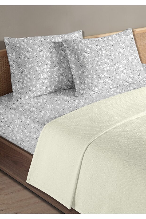 طقم بيكيه مزدوج كريمي من القطن 100% مقاس 200 × 230 سم
