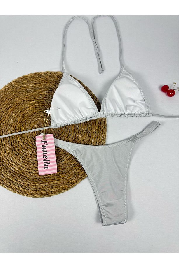 Gri Rengi Parlak Kumaş Boyundan Bağlamalı Üçgen Bikini Takımı - 4