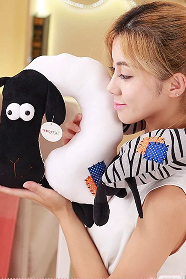 Cute Cow Boyun Yastığı – Beyaz (45X45 CM) - 1