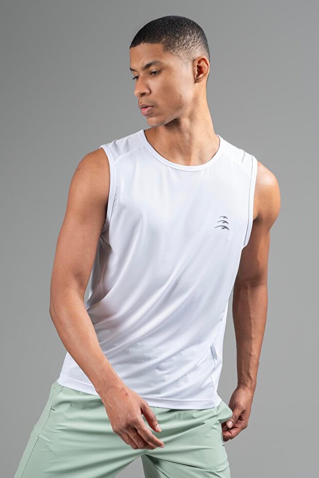 قميص داخلي أبيض للرجال بياقة دائرية عادية - 6