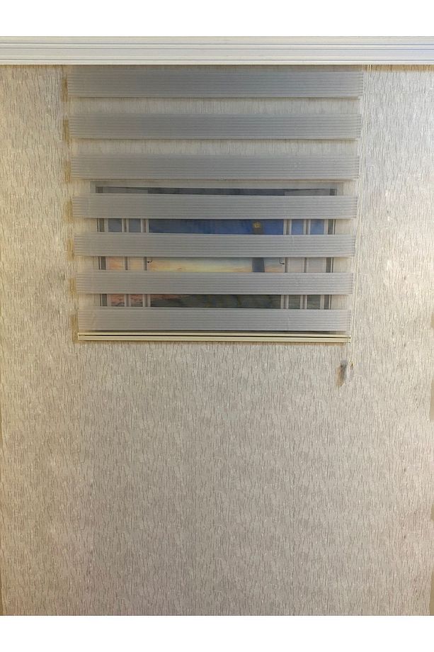 Gri Geniş Plise Etek Dilimsiz Zebra Stor Güneşlik Perde - 4