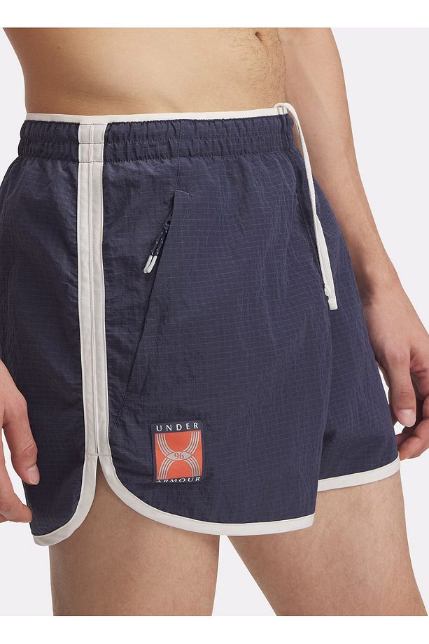 1389831-044 UA RUN 96 SHORTS Gri Loose Fit Erkek Şort - 4
