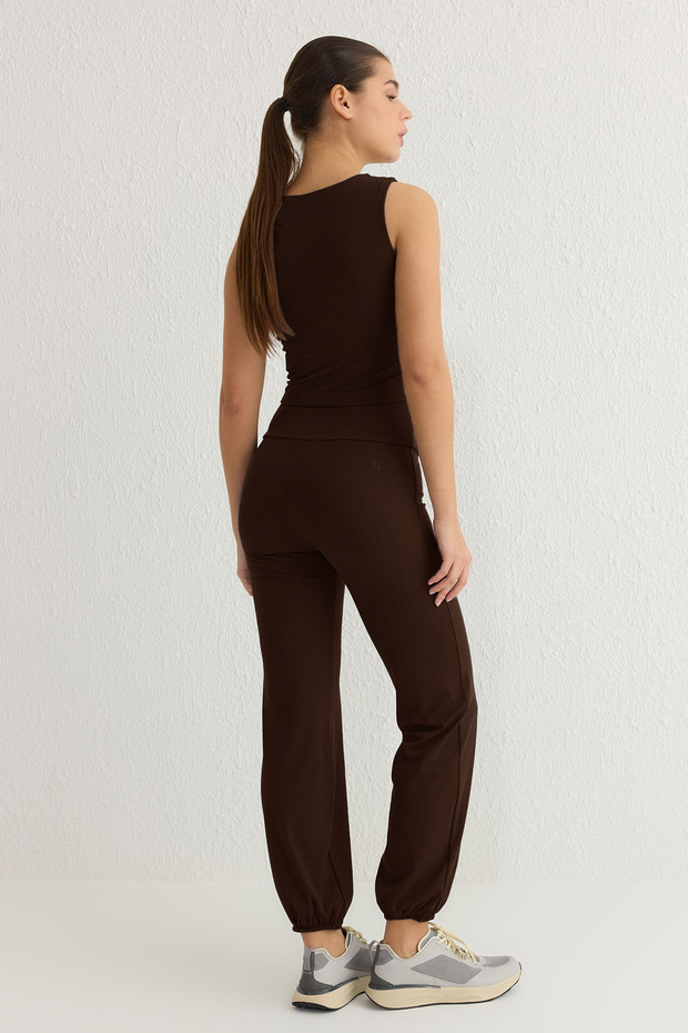 Kahverengi Fırçalı Soft Kumaş Reflektör Baskılı Spor Örme Takımlanabilir Eşofman Altı THMSS25EA00004 - 5