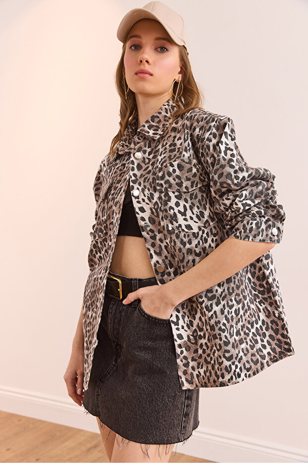 Women's Stone Pocket Leopard Oversize Gabardine Shirt Gml- 19001311