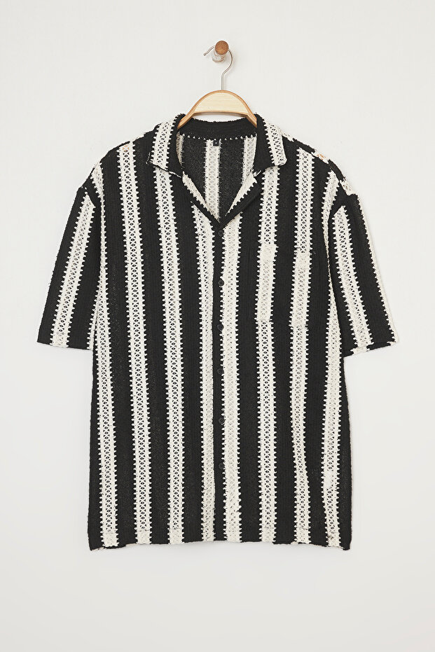 Siyah Oversize Fit Triko Görünümlü Gömlek TMNSS25GO00028 - 5