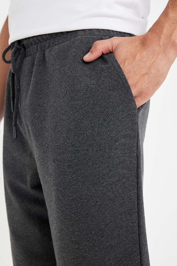 Slim Fit Dar Kesim Cepli Basic Düz Şort R3442AZ24SM - 5