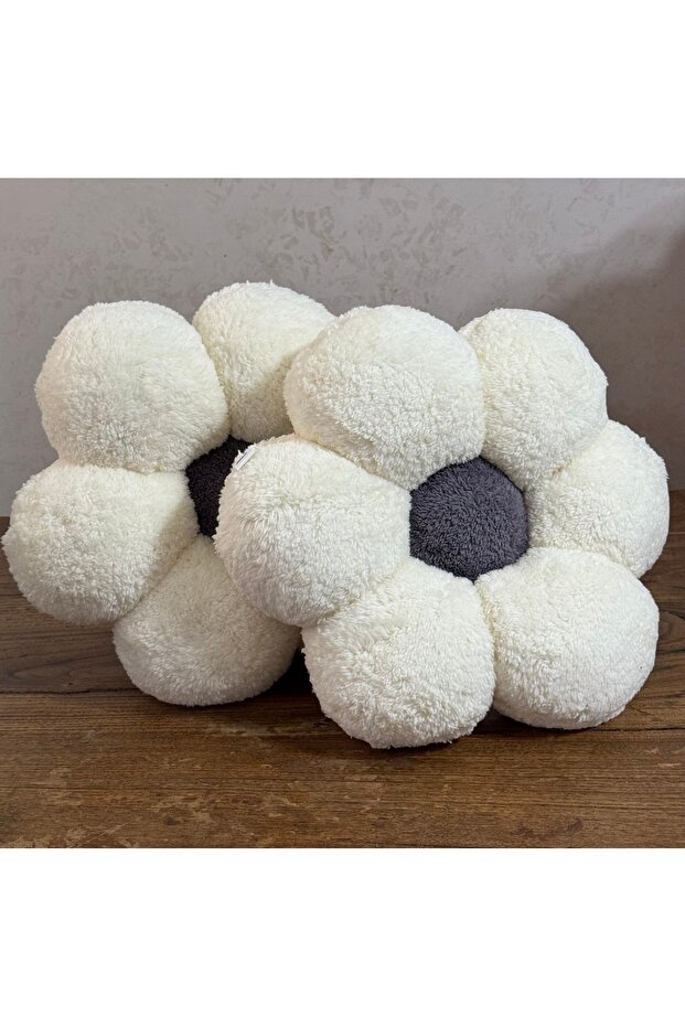 Daisy Pillow Plush Throw Pillow Gray 2 Pack