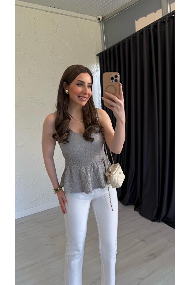 بلوزة العنكبوت الرمادية - 1