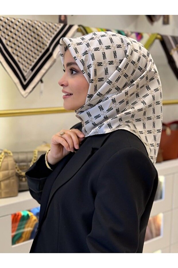 Pi̇erre Cardin Sura Silk Scarf