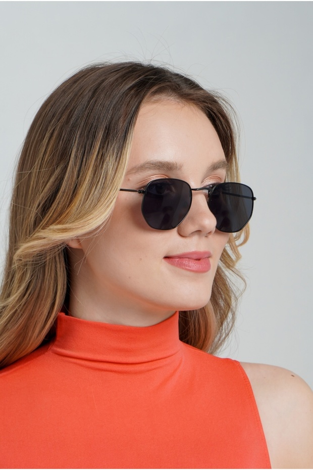 نظارات شمسية بإطار معدني سداسي - 1