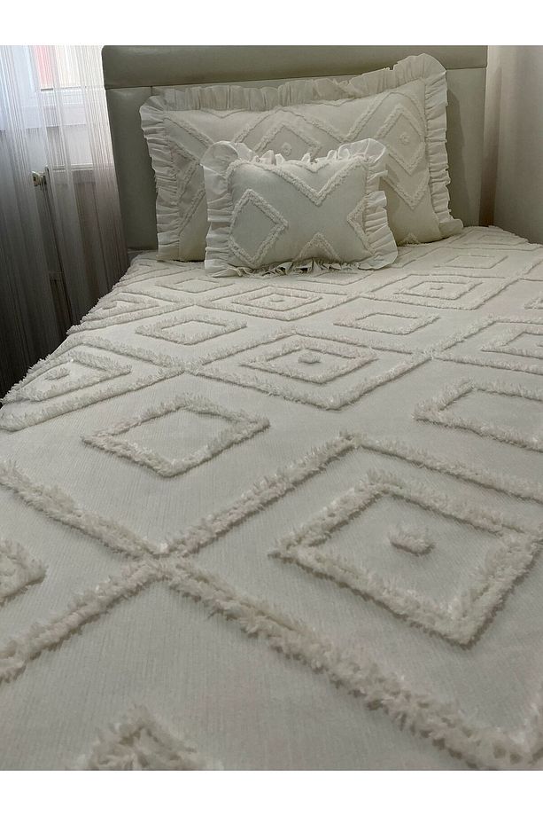 Duru Home Tek Kişilik Geometrik Desenli Fırfırlı Pike Takımı - 3